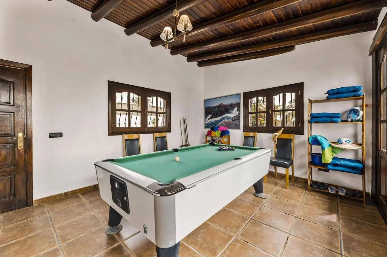 Casa El Palmeral Macher Villa