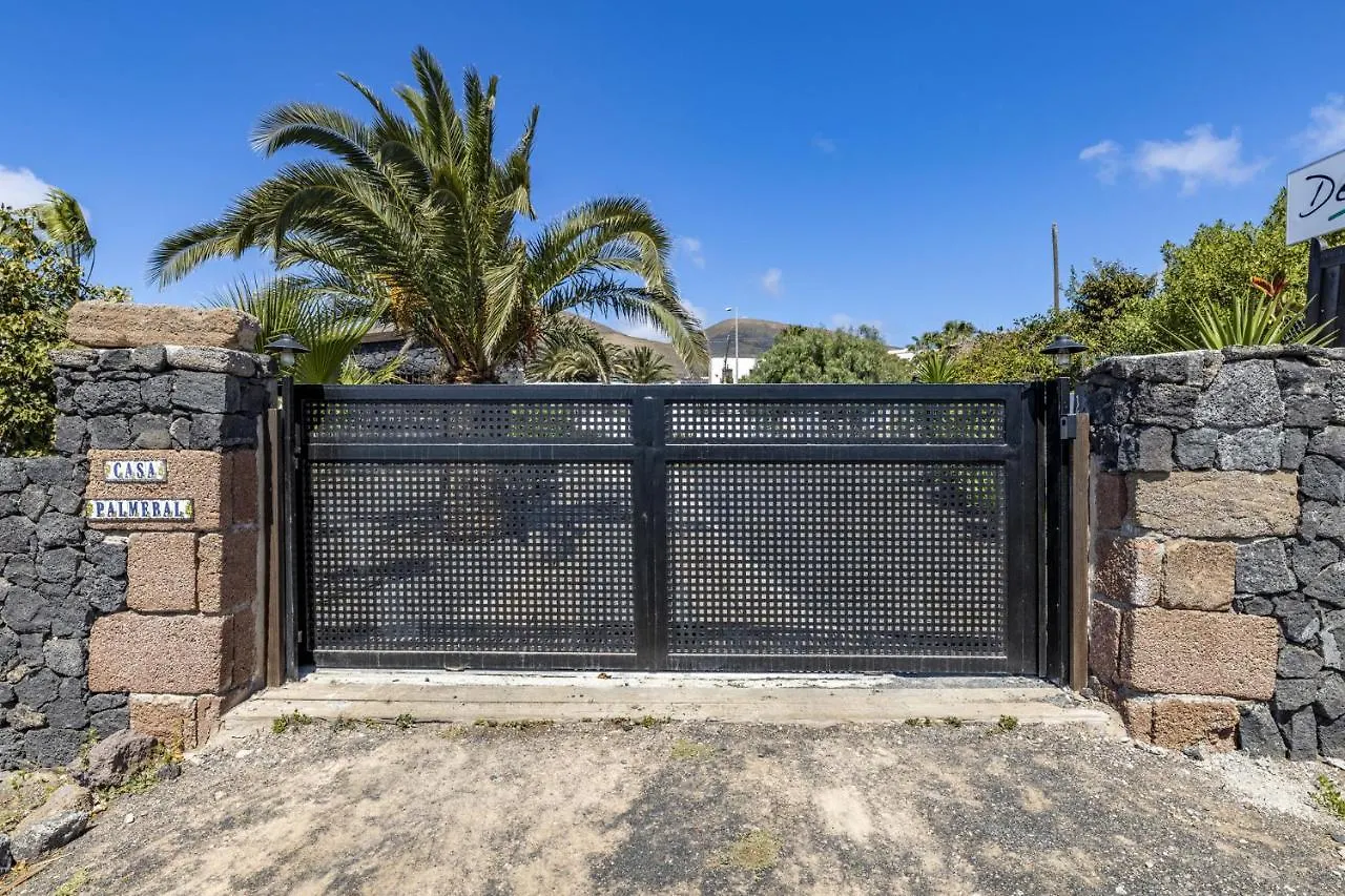 Casa El Palmeral Macher 0*,