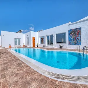 Casa Serena 10 Boutique- Adults Only-breakfast Included Guest house